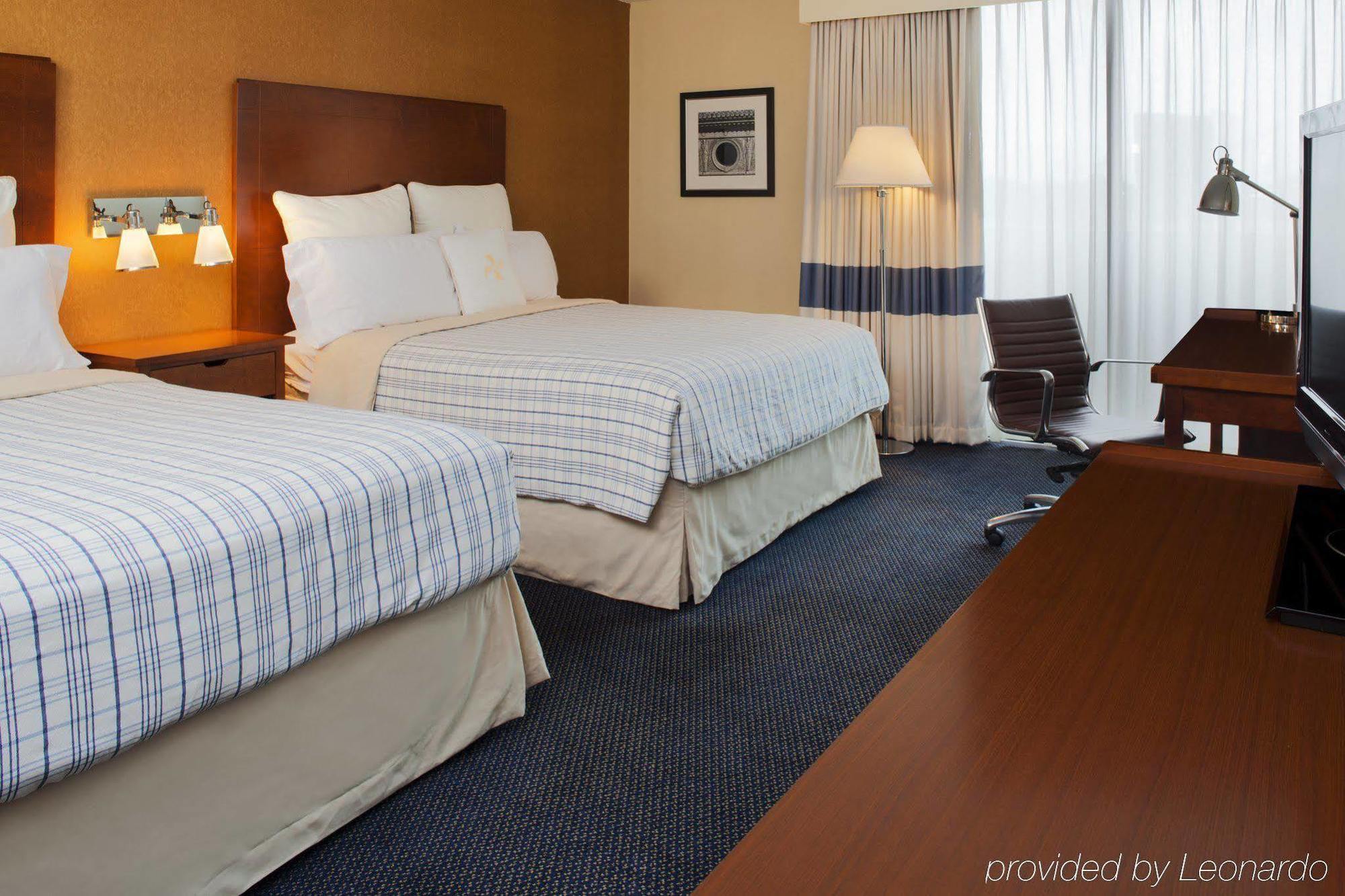 Four Points By Sheraton Chicago O'hare 3*